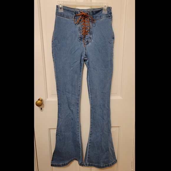 Forever 21 Flared Jeans - Picture 1 of 2